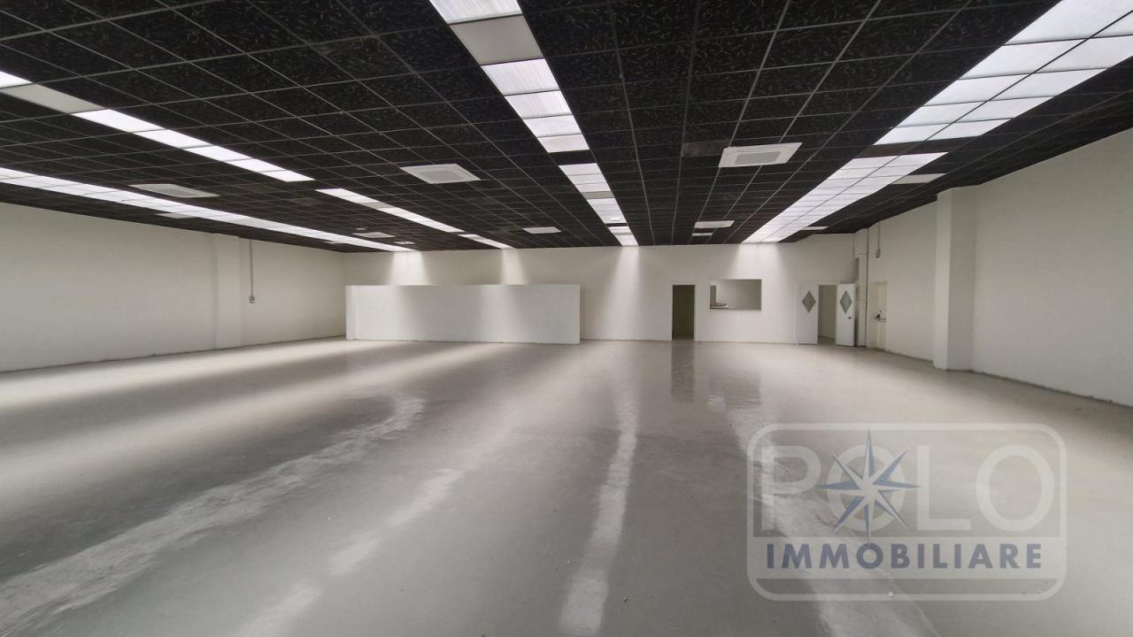 negozio in affitto a Sona