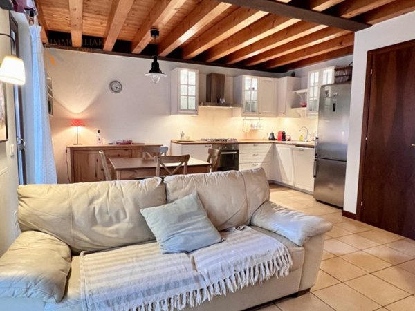 casa indipendente in affitto a Sona