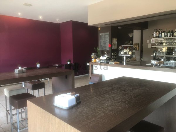 negozio in affitto a Sona in zona Lugagnano