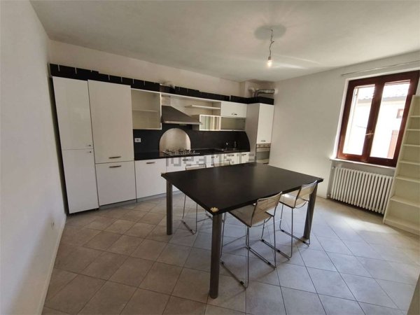 appartamento in affitto a Sona in zona Palazzolo