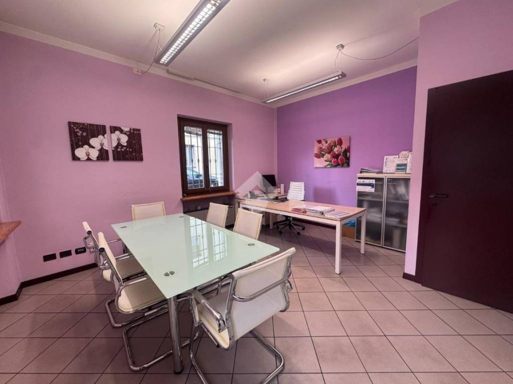 ufficio in affitto a Sona in zona Lugagnano