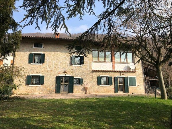 casa indipendente in affitto a Tregnago