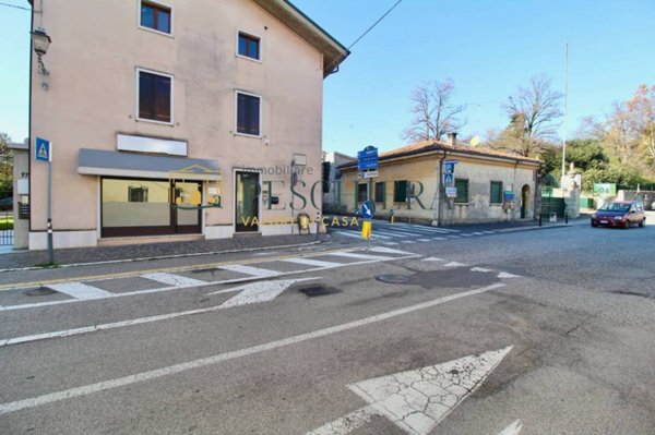 negozio in affitto a Valeggio sul Mincio