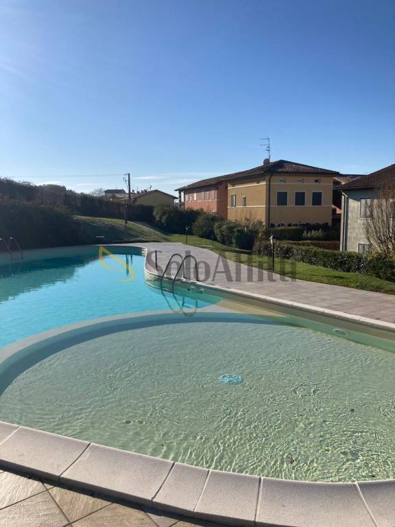 appartamento in affitto a Valeggio sul Mincio in zona Salionze