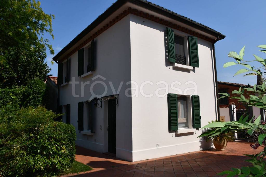 appartamento in affitto a Valeggio sul Mincio in zona Borghetto