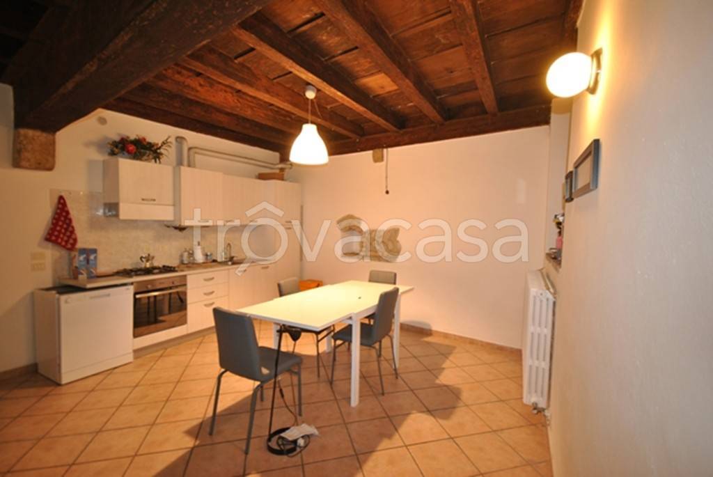appartamento in affitto a Verona in zona Veronetta