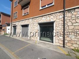 locale commerciale in affitto a Verona in zona Saval