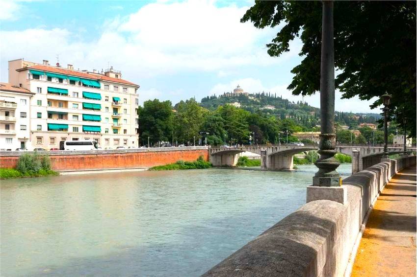 appartamento in affitto a Verona in zona Centro Storico