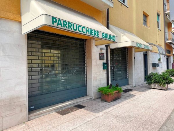negozio in affitto a Verona in zona Borgo Roma