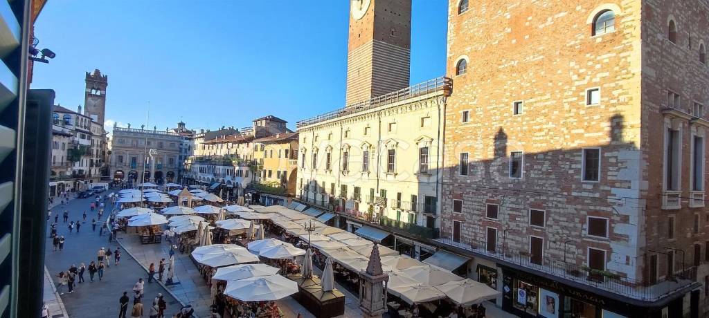 appartamento in affitto a Verona in zona Centro Storico