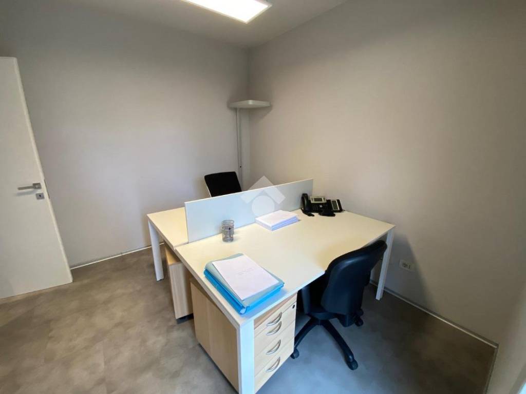 ufficio in affitto a Verona in zona Borgo Milano