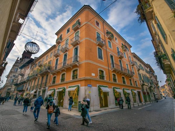 appartamento in affitto a Verona in zona Centro Storico