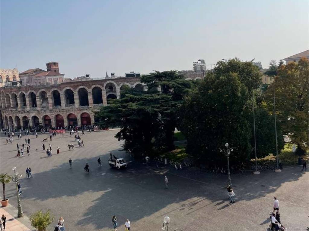 appartamento in affitto a Verona in zona Centro Storico