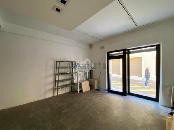 negozio in affitto a Verona in zona Centro Storico