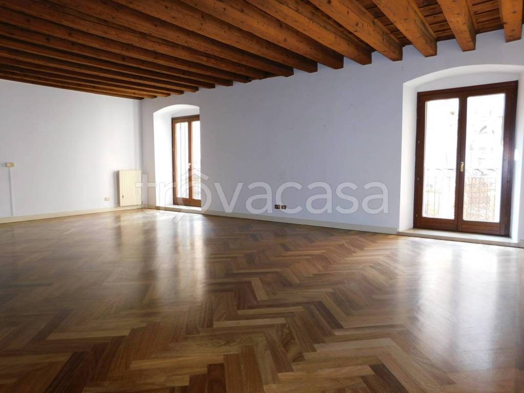 appartamento in affitto a Verona in zona Centro Storico