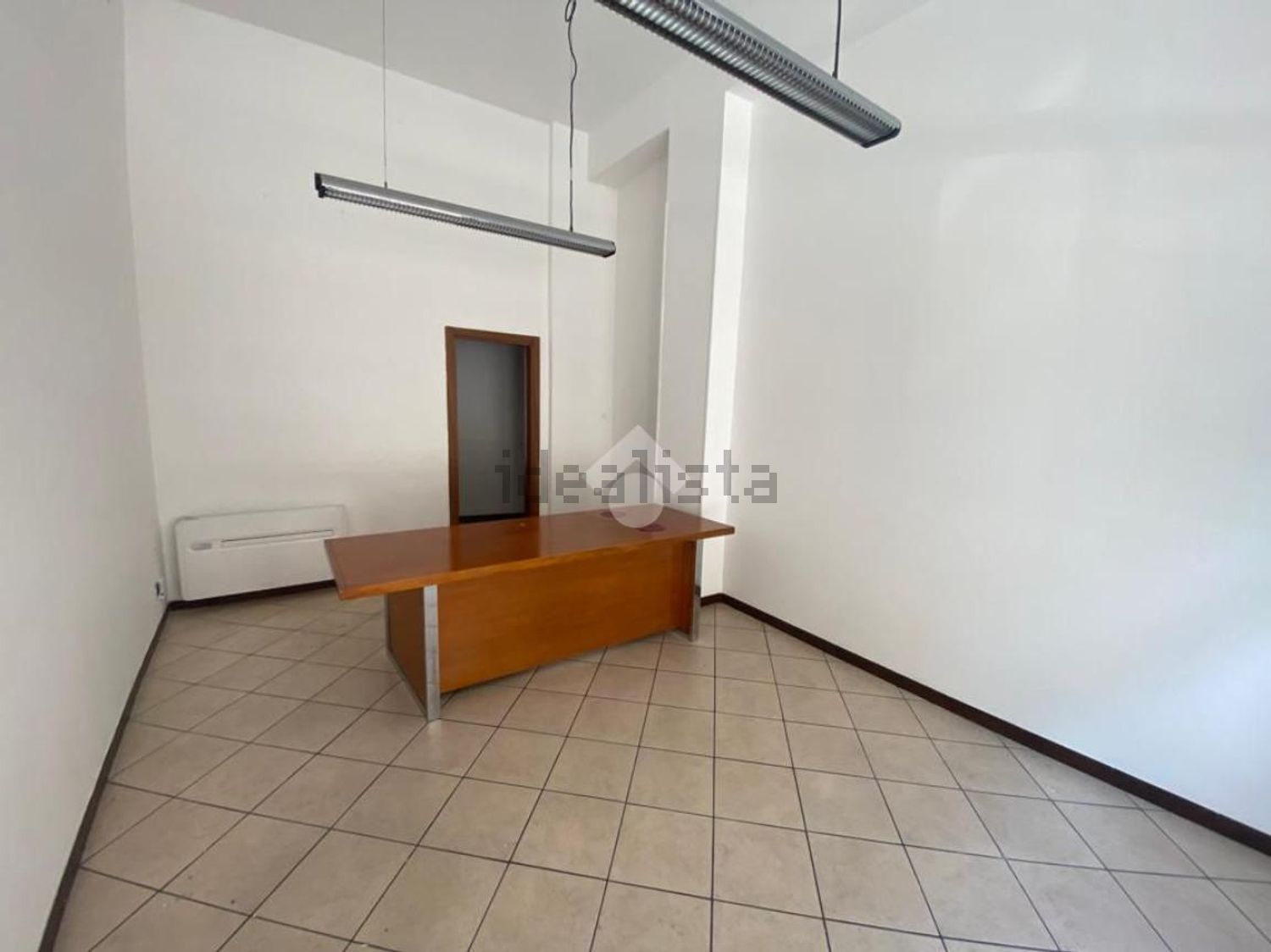 negozio in affitto a Verona in zona San Zeno