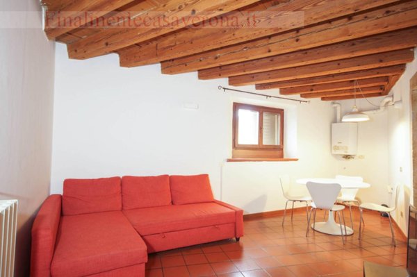 appartamento in affitto a Verona in zona Centro Storico