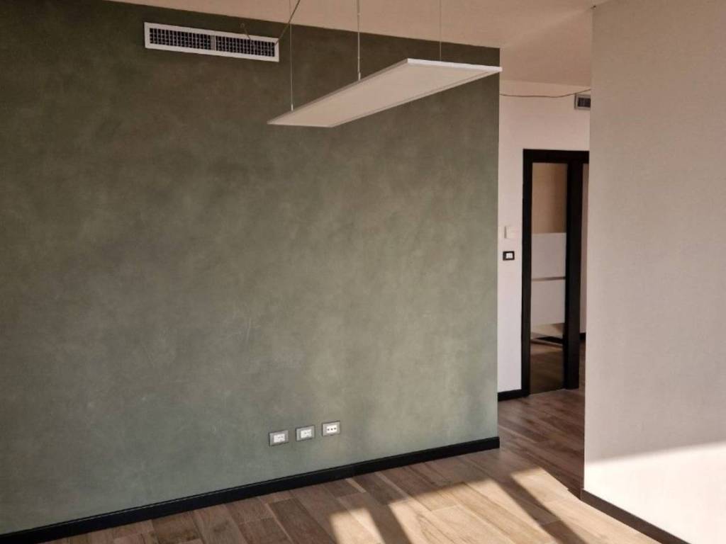 ufficio in affitto a Verona in zona Golosine