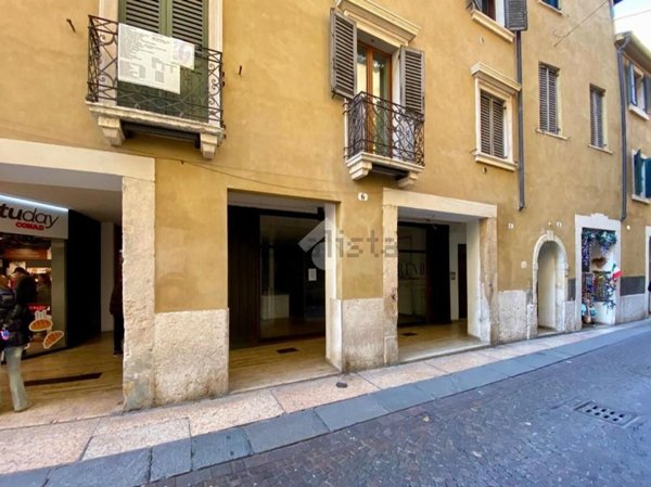 casa indipendente in affitto a Verona in zona Centro Storico