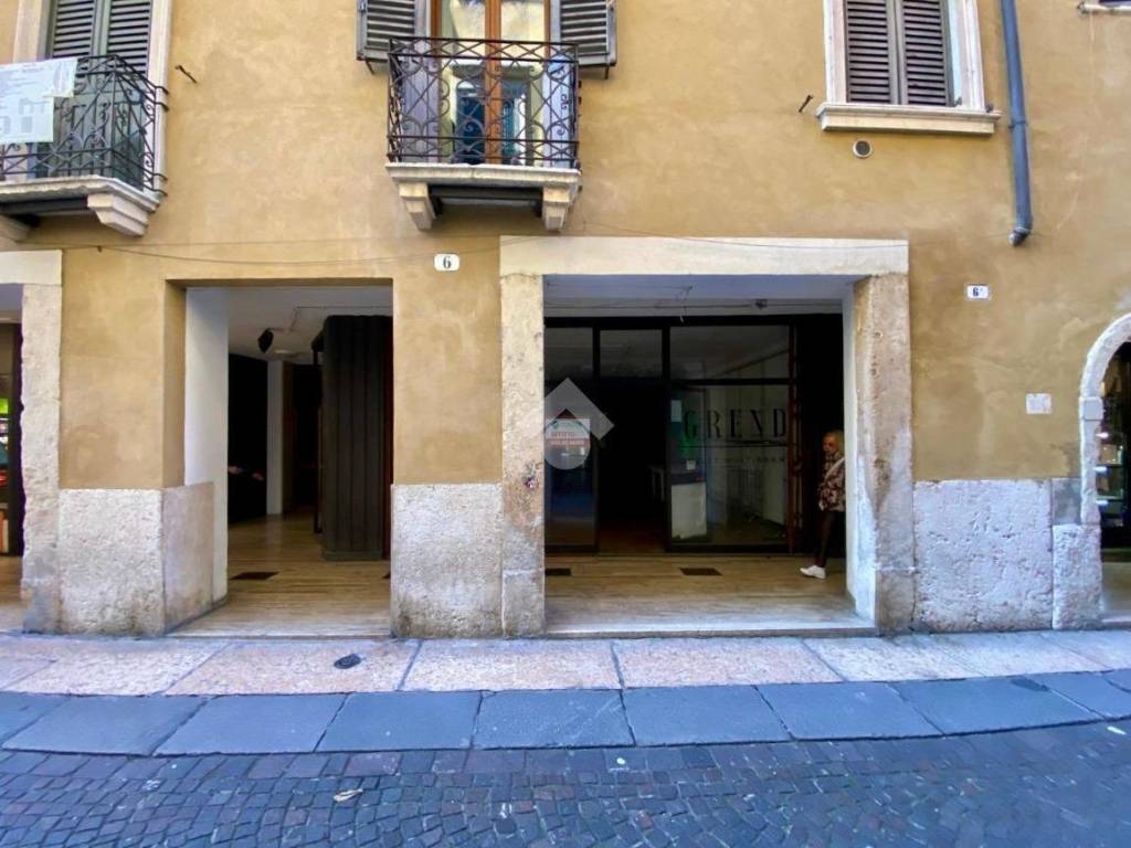 negozio in affitto a Verona in zona Centro Storico