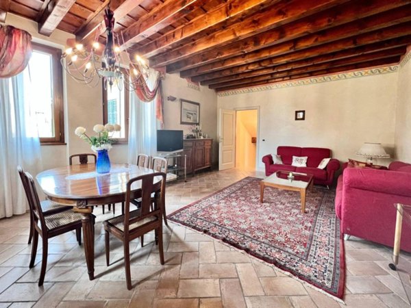 appartamento in affitto a Verona in zona Centro Storico