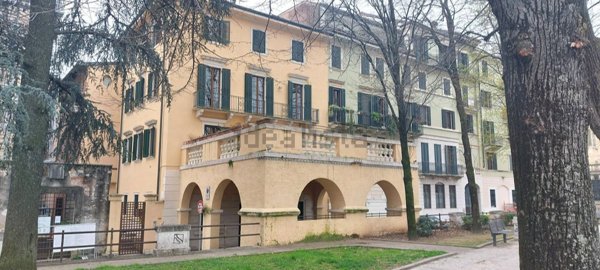 appartamento in affitto a Verona in zona Centro Storico