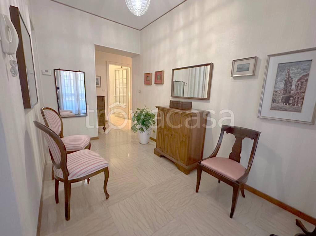 appartamento in affitto a Verona in zona Centro Storico