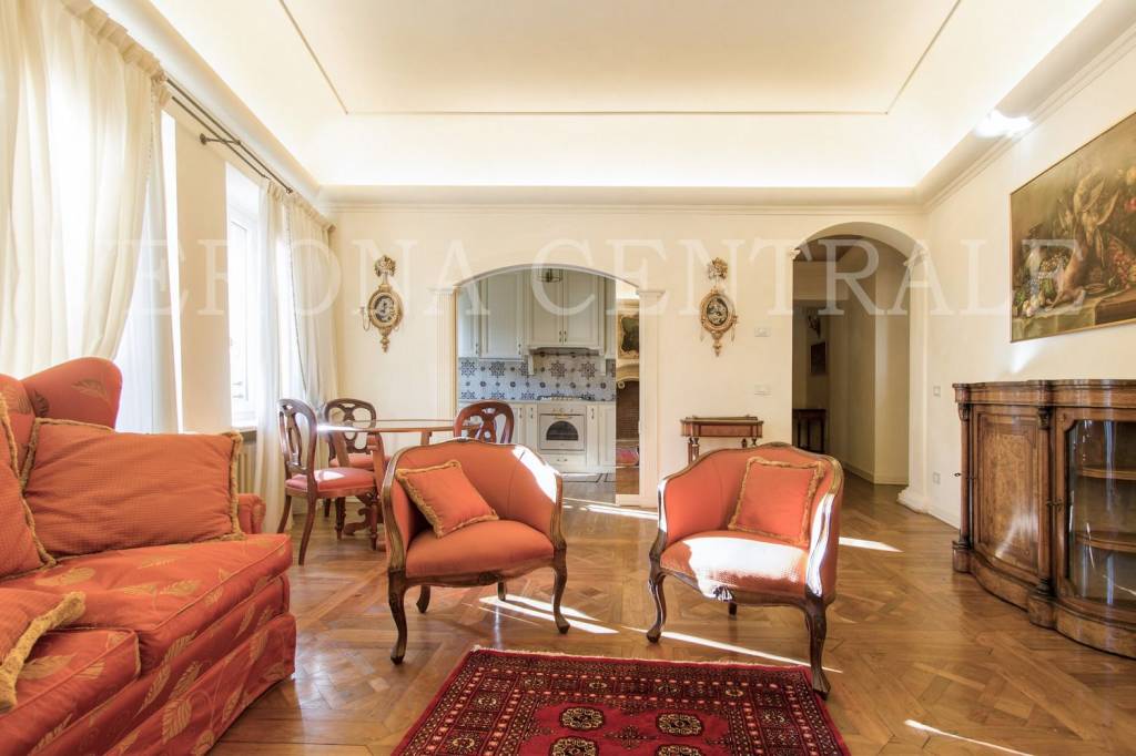appartamento in affitto a Verona in zona Centro Storico