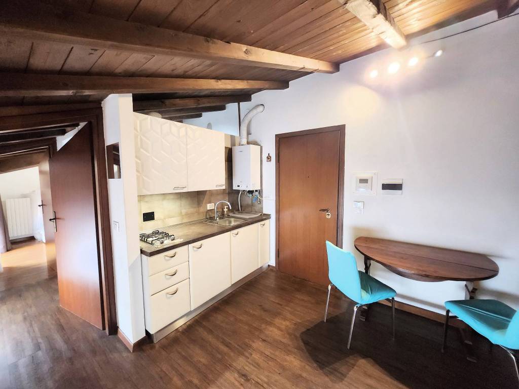 appartamento in affitto a Verona in zona Centro Storico