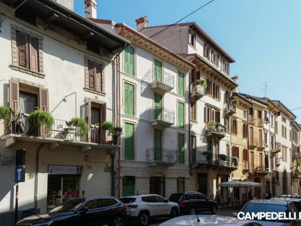 appartamento in affitto a Verona in zona Centro Storico
