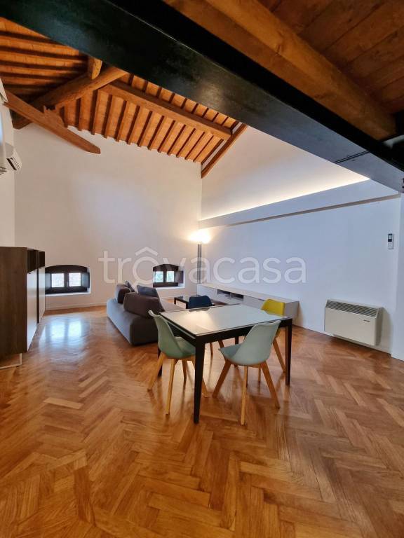 appartamento in affitto a Verona in zona Cittadella