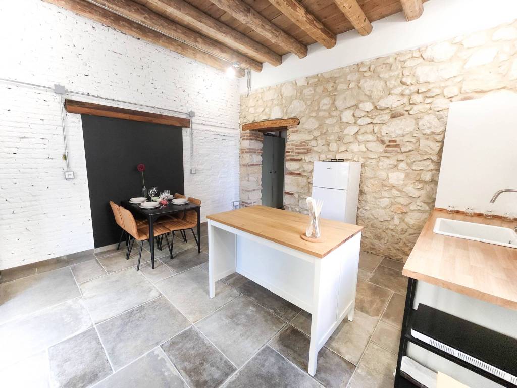 appartamento in affitto a Verona in zona Borgo Venezia / Borgo Trieste