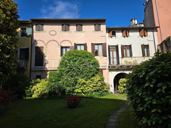appartamento in affitto a Verona in zona San Zeno