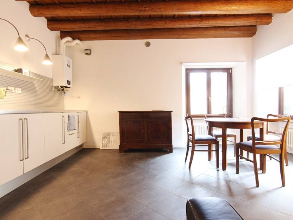 appartamento in affitto a Verona
