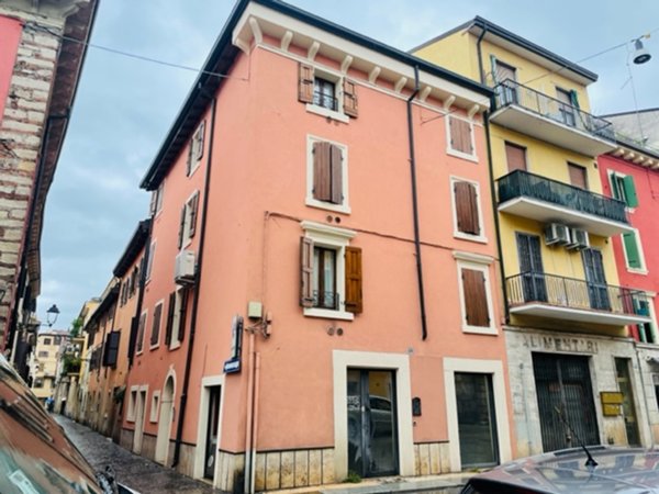 appartamento in affitto a Verona in zona Veronetta