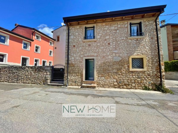 casa indipendente in affitto a Verona