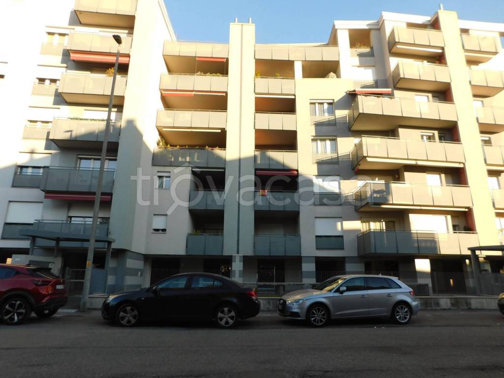 appartamento in affitto a Verona in zona Borgo Venezia / Borgo Trieste