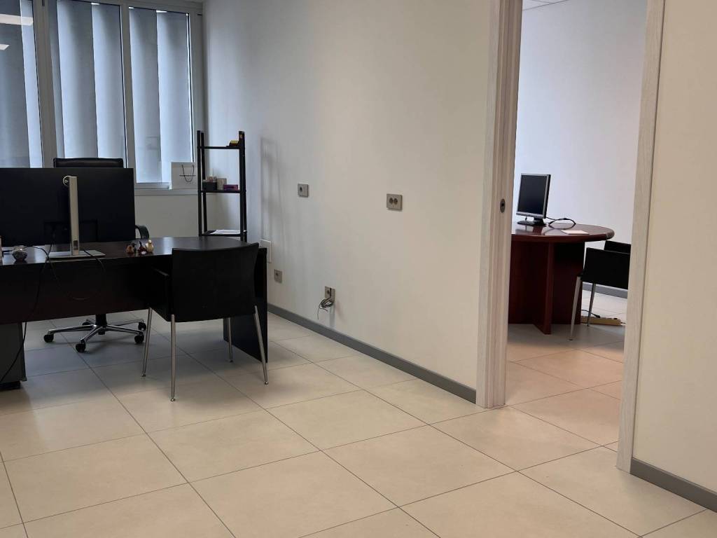 ufficio in affitto a Verona in zona Golosine