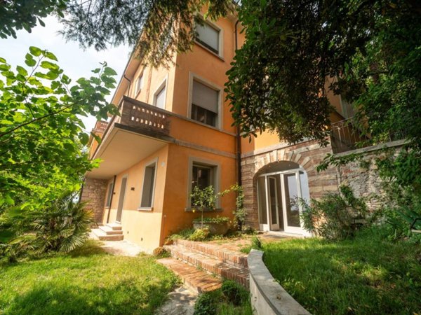 appartamento in affitto a Verona in zona Valdonega