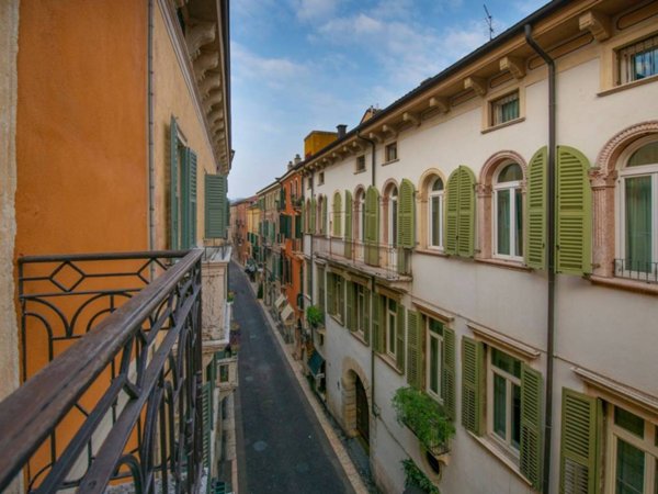 appartamento in affitto a Verona in zona Centro Storico