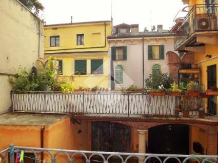 appartamento in affitto a Verona in zona Veronetta
