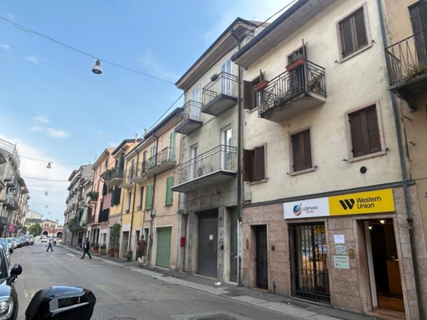 negozio in affitto a Verona in zona Veronetta