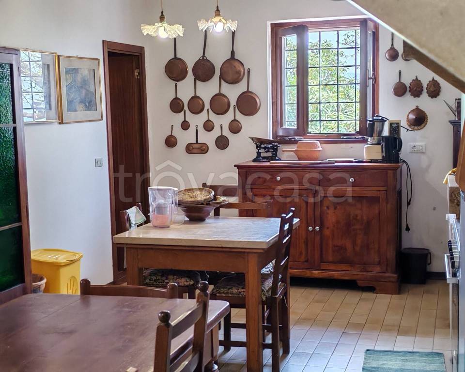 casa indipendente in affitto a Verona