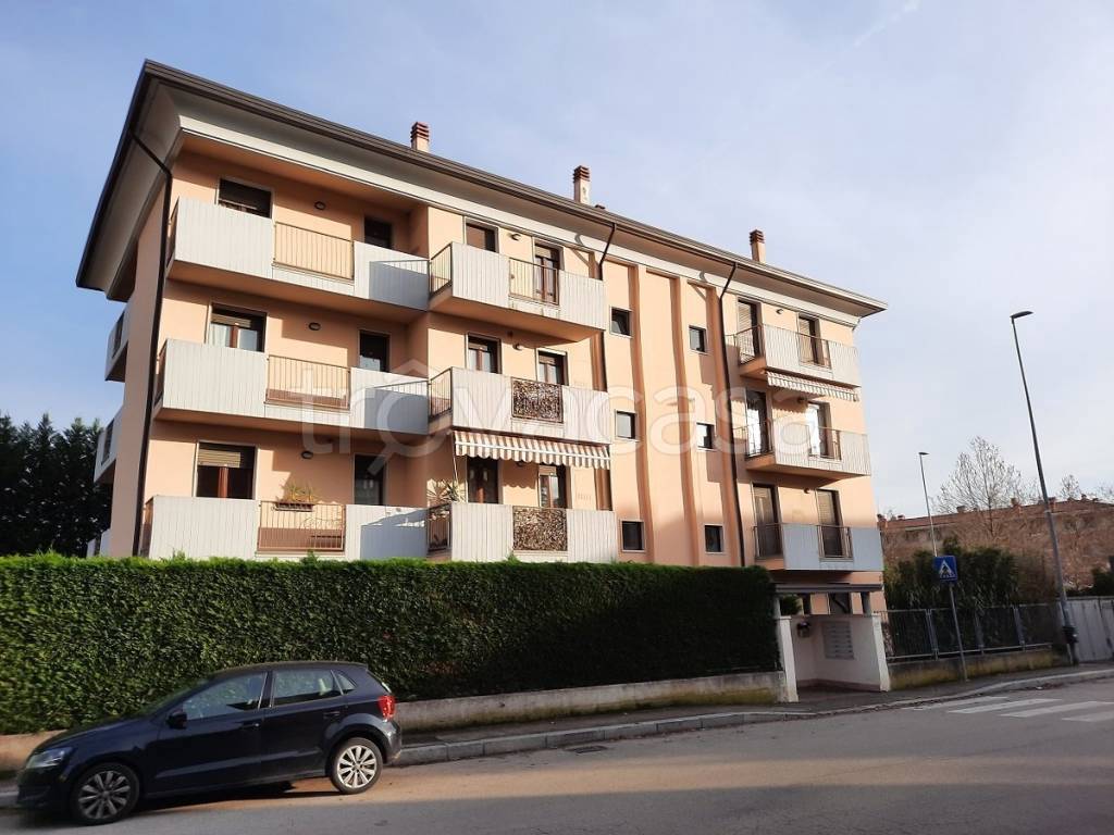 appartamento in affitto a Verona in zona Chievo