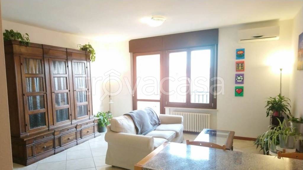 appartamento in affitto a Verona in zona Borgo Roma