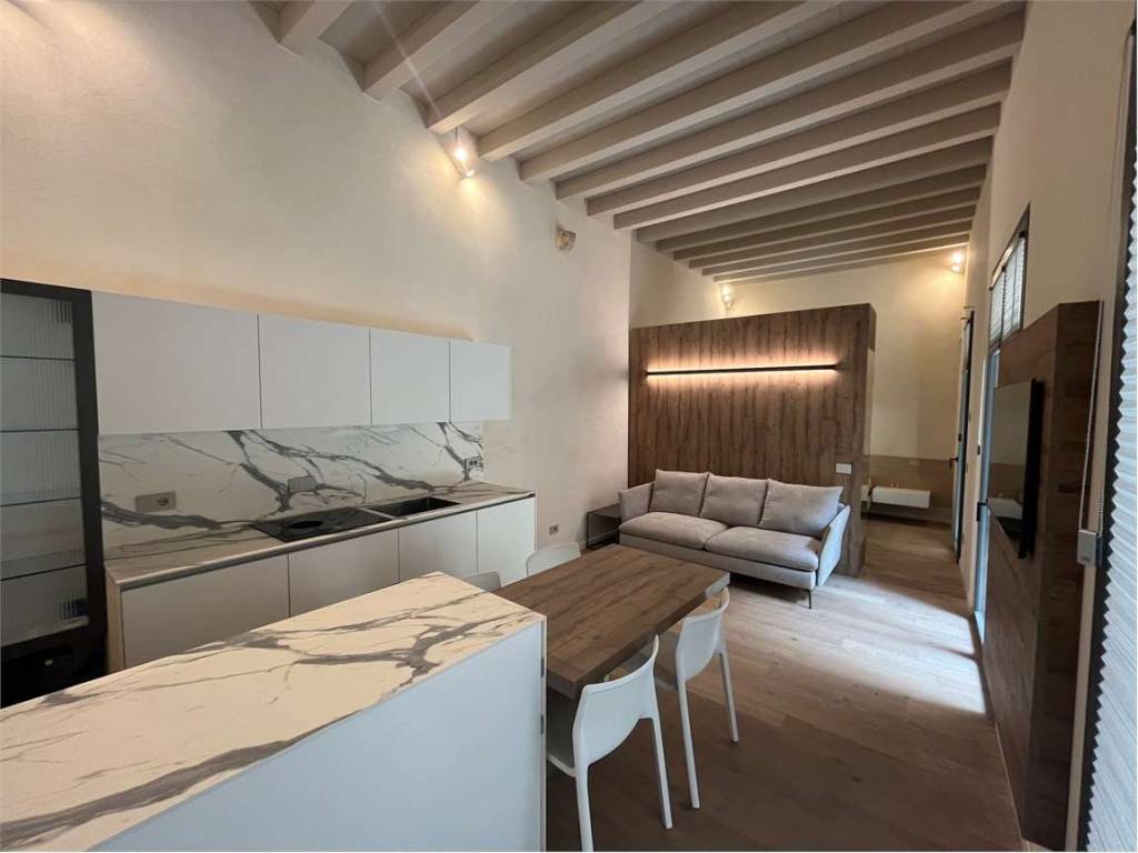 appartamento in affitto a Verona