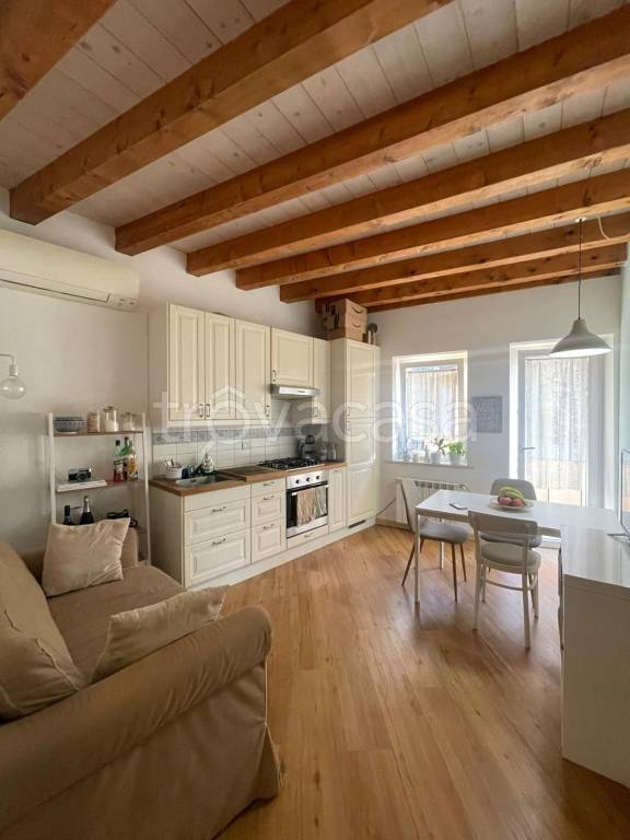 appartamento in affitto a Verona in zona Veronetta