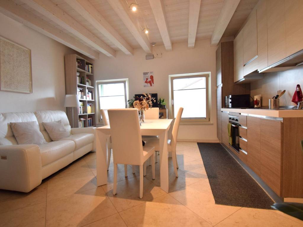 appartamento in affitto a Verona