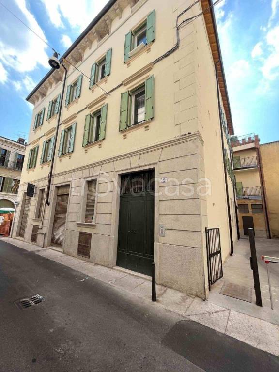 appartamento in affitto a Verona in zona Veronetta