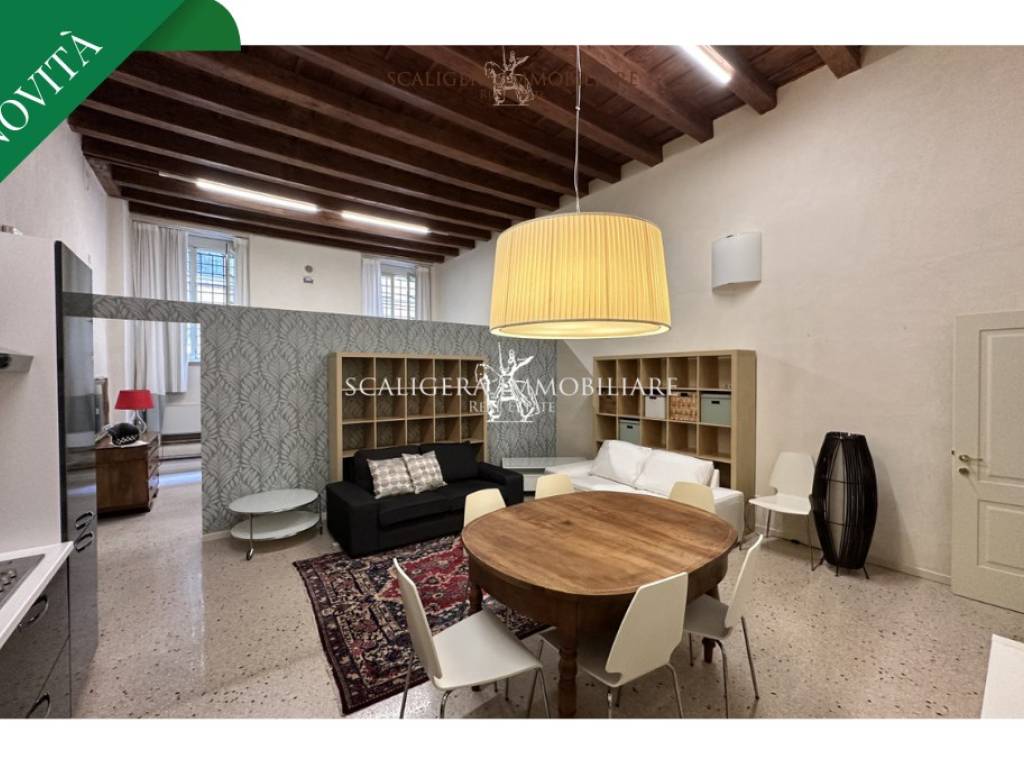 appartamento in affitto a Verona in zona Centro Storico